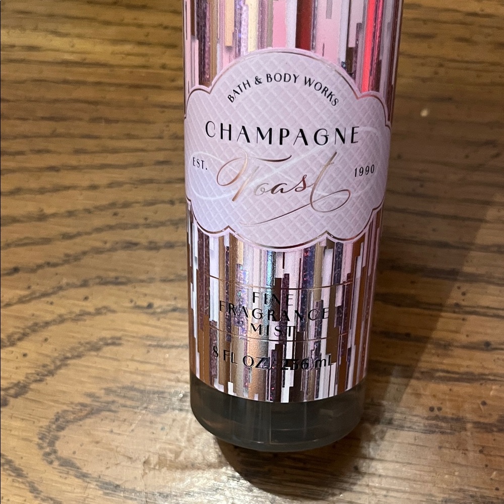 Bath & Body Works Champagne Toast‎ Fragrance Mist - Picture 3 of 7